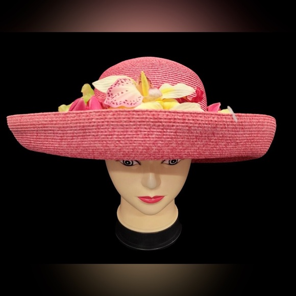 Eric Javits Strawberry Squishy hat - Picture 3 of 10